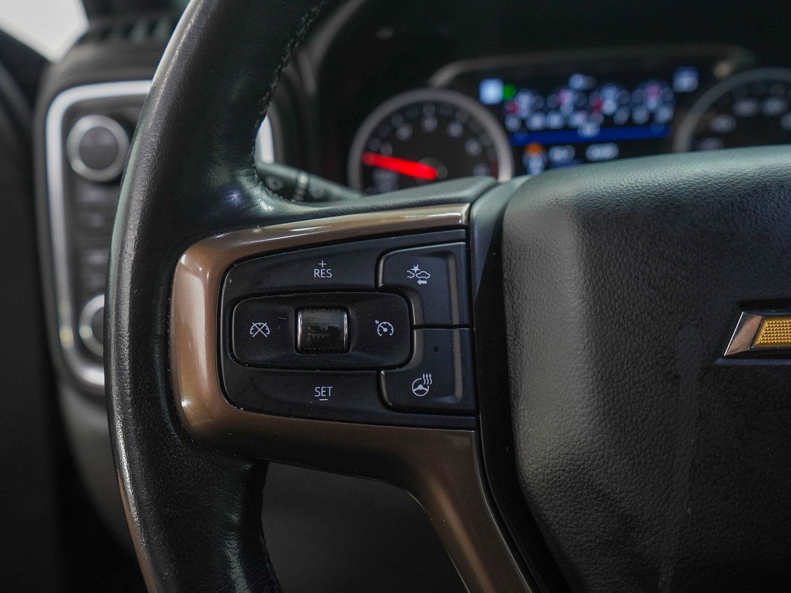 Used 2020 Chevrolet Silverado 1500 High Country AWD/4WD image 28