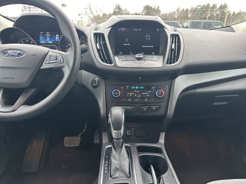 Used 2019 Ford Escape SE image 17