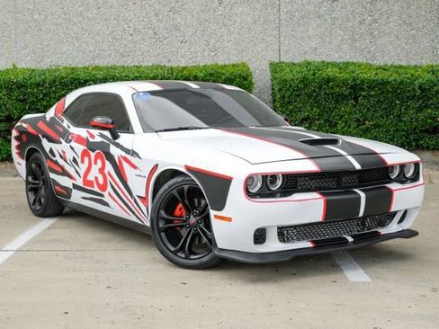 Used 2021 Dodge Challenger R/T image 6