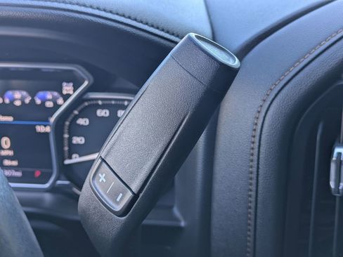 Used 2020 GMC Sierra 1500 AT4 w/ Technology Package image 23