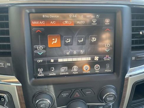 Used 2014 RAM 1500 Laramie w/ Convenience Group AWD/4WD image 31