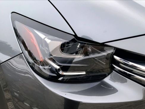 Used 2024 MAZDA CX-90 Plug-In Hybrid w/ Premium Pkg image 27