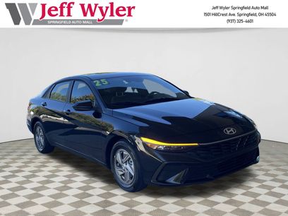 Used 2025 Hyundai Elantra SE