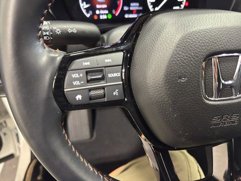 Used 2025 Honda HR-V Sport image 37