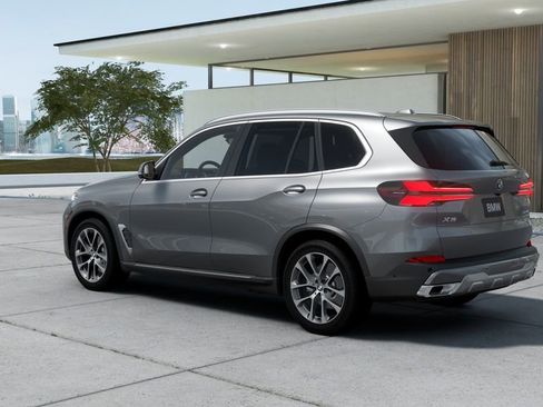 New 2026 BMW X5 xDrive40i AWD/4WD image 2