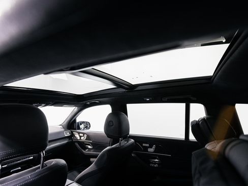 Used 2025 Mercedes-Benz GLS 63 AMG GLS 63 AMG image 22