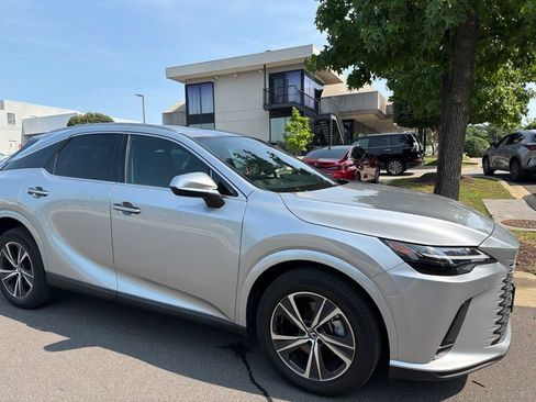 Used 2023 Lexus RX 350 Premium w/ Accessory Package AWD/4WD image 9