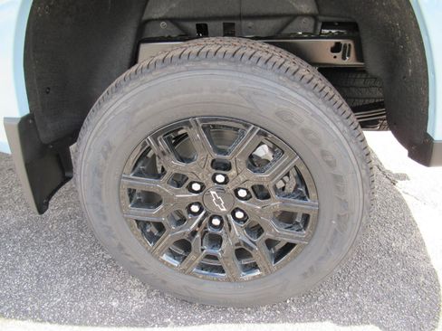 New 2026 Chevrolet Colorado W/T w/ WT Custom Package RWD image 8