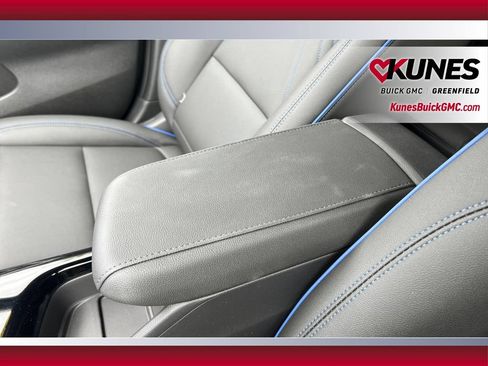 New 2026 Buick Envista Sport Touring w/ Convenience I Package FWD image 30