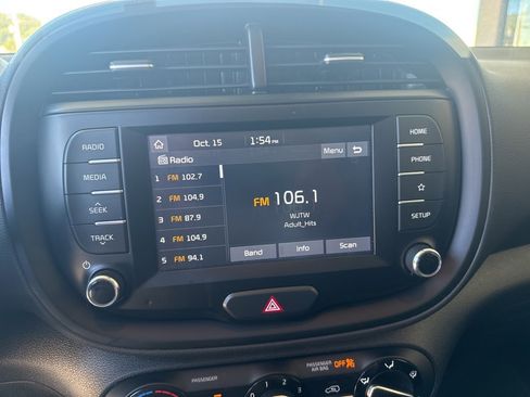 Used 2020 Kia Soul S image 10