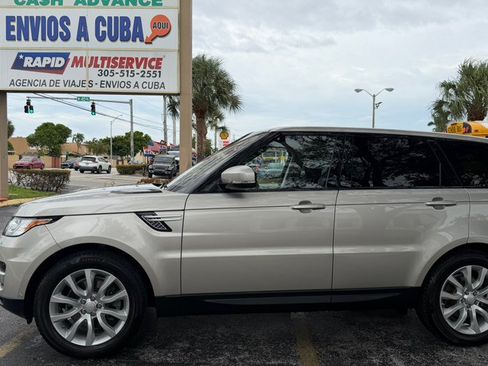 Used 2017 Land Rover Range Rover Sport HSE AWD/4WD image 2