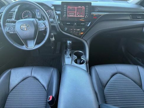 Used 2021 Toyota Camry SE FWD image 17