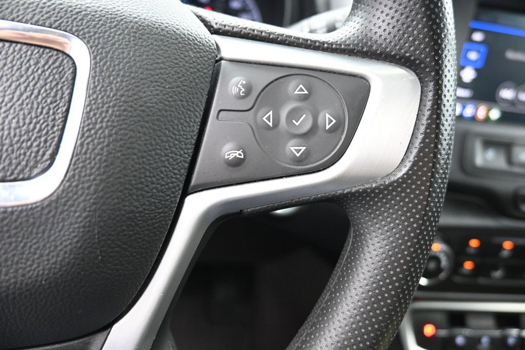 Used 2024 GMC Terrain SLE AWD/4WD image 11