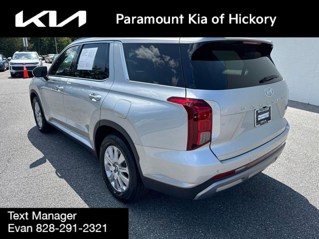 Used 2024 Hyundai Palisade SEL FWD image 5