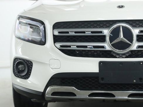 Used 2022 Mercedes-Benz GLB 250 4MATIC image 6