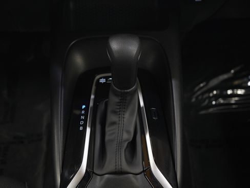 Used 2024 Toyota Corolla SE image 17