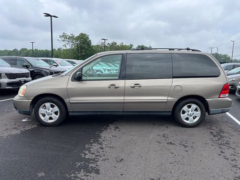 Used 2004 Ford Freestar SES FWD image 2