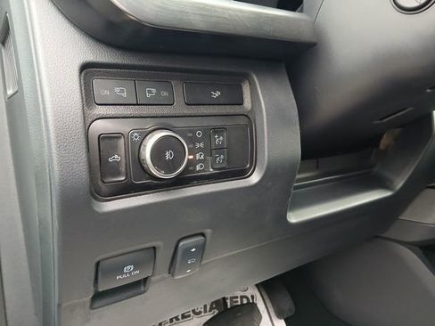 Used 2023 Ford F250 Lariat w/ Sport Appearance Package image 26