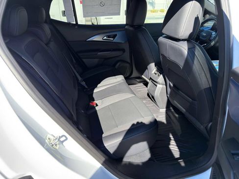 New 2026 Chevrolet Equinox EV LT image 12