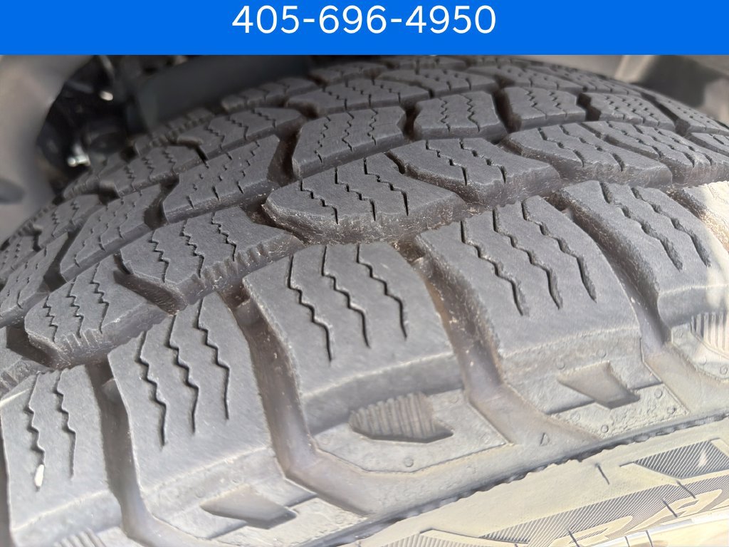 Used 2021 RAM 1500 Laramie AWD/4WD image 12