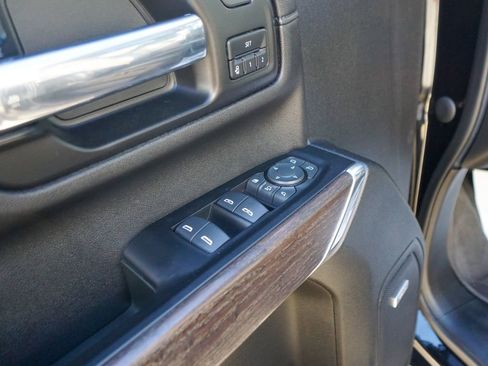 Used 2022 GMC Sierra 3500 Denali image 17