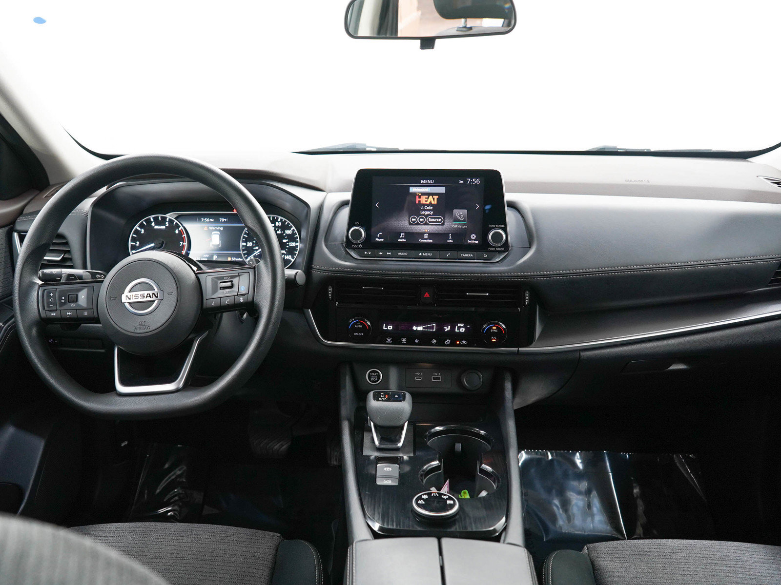 Used 2021 Nissan Rogue SV AWD/4WD image 15