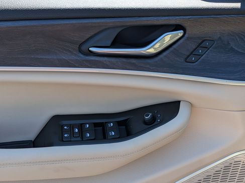 New 2026 Jeep Grand Cherokee Limited w/ Limited Altitude Package RWD image 11