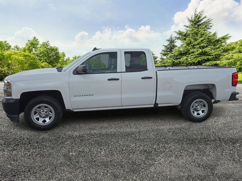 Used 2017 Chevrolet Silverado 1500 W/T w/ WT Convenience Package image 4