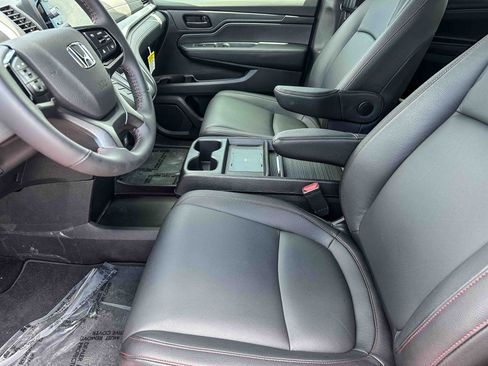 Used 2026 Honda Odyssey Sport-L image 13