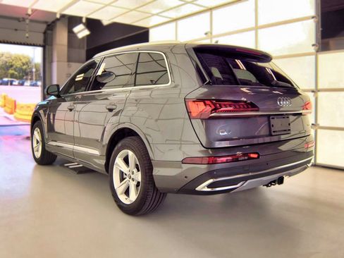 Used 2022 Audi Q7 2.0T Premium Plus AWD/4WD image 9