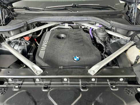 Used 2024 BMW X5 sDrive40i w/ Premium Package RWD image 34
