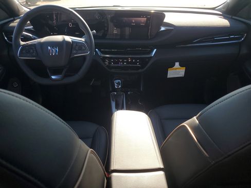 New 2025 Buick Envista Avenir image 13