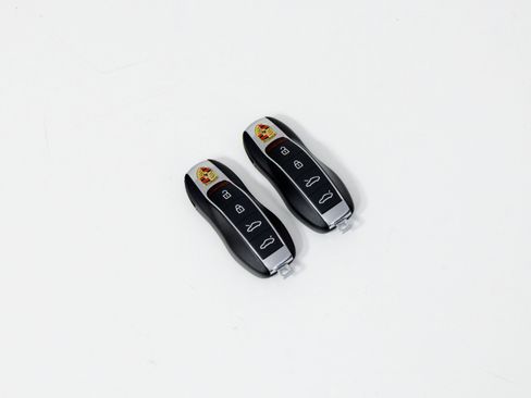 Used 2023 Porsche 718 Cayman GT4 RS RWD image 85