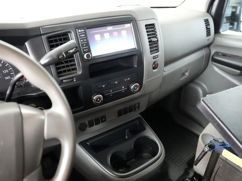 Used 2019 Nissan NV 3500 S RWD image 10