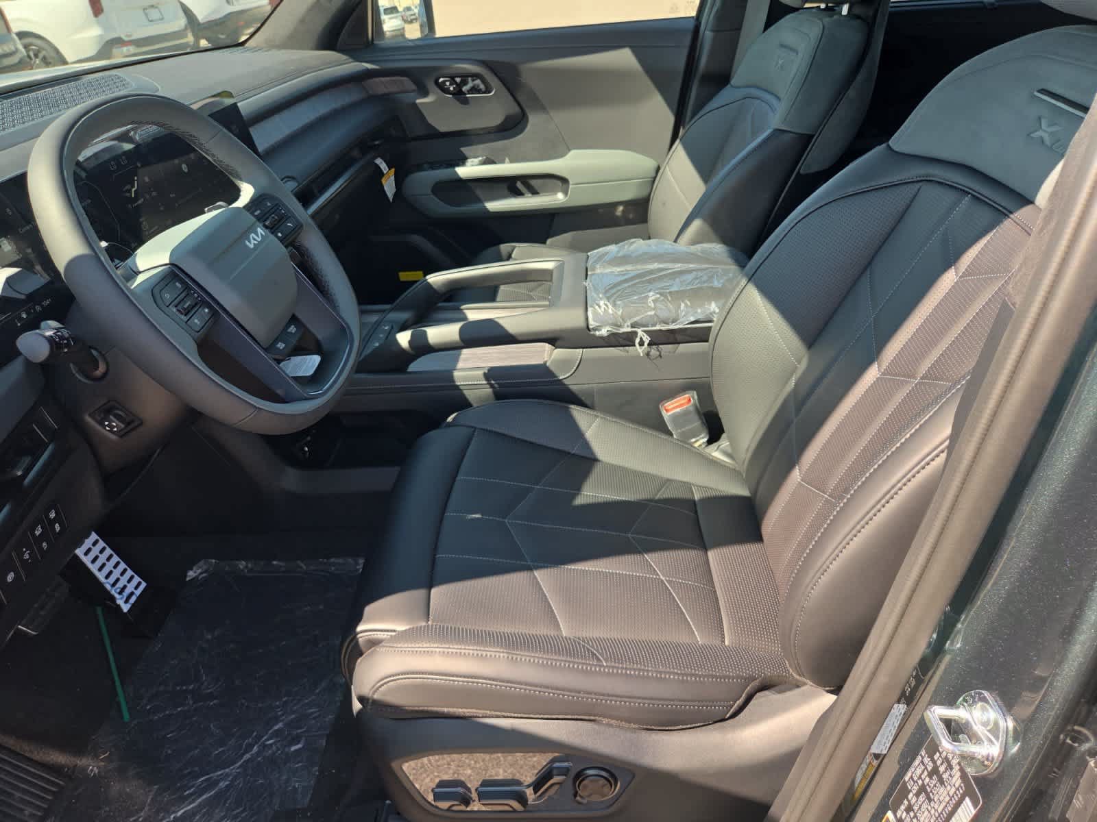 New 2027 Kia Telluride SX Prestige X-Line w/ Towing Package AWD/4WD image 4