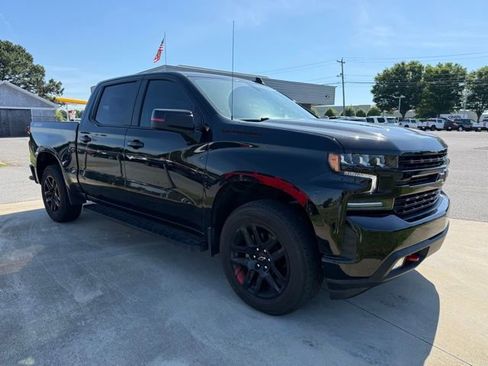 Used 2022 Chevrolet Silverado 1500 RST w/ Redline Edition AWD/4WD image 4