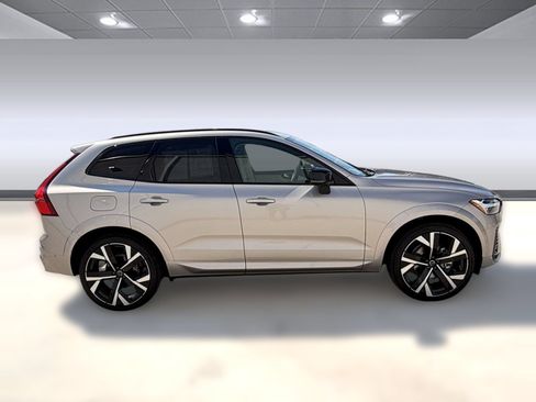 Certified 2026 Volvo XC60 B5 Ultra w/ Climate Package AWD/4WD image 8