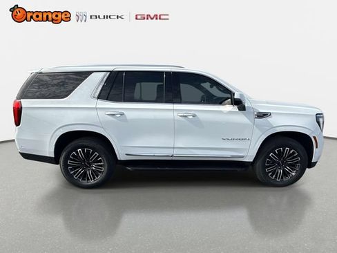 Used 2025 GMC Yukon Elevation RWD image 2