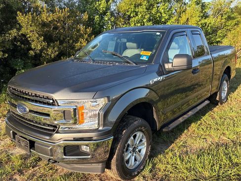 Used 2020 Ford F150 XLT w/ Trailer Tow Package AWD/4WD image 2