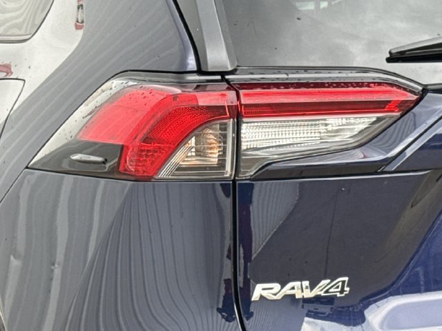 Used 2025 Toyota RAV4 XLE AWD/4WD image 6
