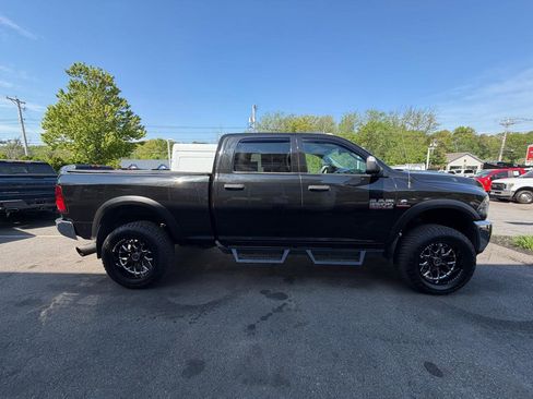 Used 2016 RAM 2500 Tradesman w/ Chrome Appearance Group AWD/4WD image 6