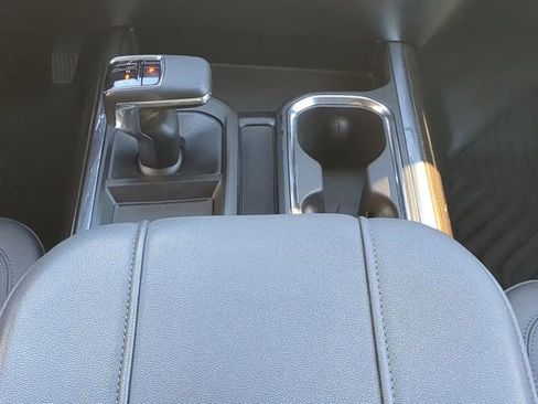 Used 2023 Chevrolet Silverado 1500 RST image 17