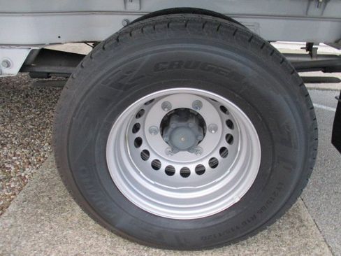 Used 2023 Mercedes-Benz Sprinter 3500 image 25