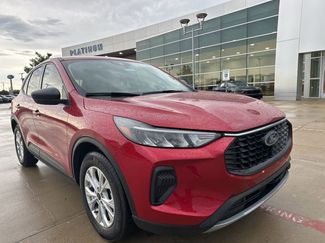 New 2025 Ford Escape Active image 1