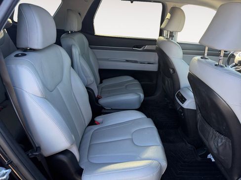 Used 2021 Hyundai Palisade SEL w/ Premium Package image 13