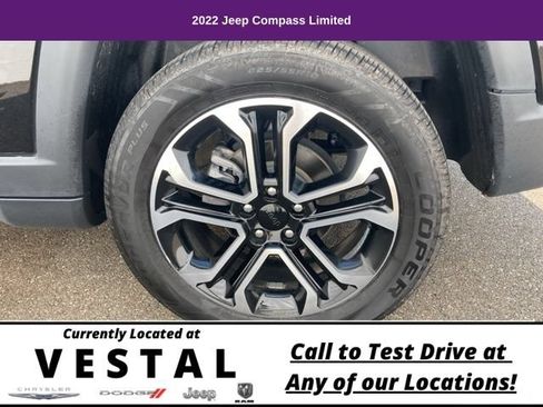 Used 2022 Jeep Compass Limited AWD/4WD image 34