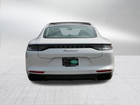 Used 2022 Porsche Panamera 4 Platinum Edition image 6