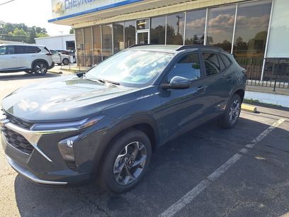 New 2026 Chevrolet Trax LT w/ Driver Confidence Package