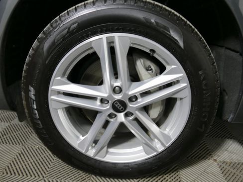 Certified 2024 Audi Q5 e Premium Plus w/ Premium Plus Package image 9