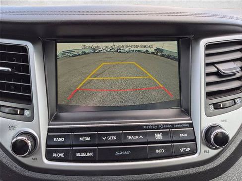 Used 2017 Hyundai Tucson SE Plus AWD/4WD image 18